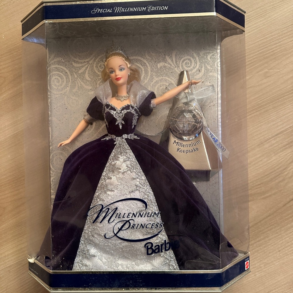 Mattel Barbie Special Millennium Edition Princess Keepsake 2000‎ Doll NIB